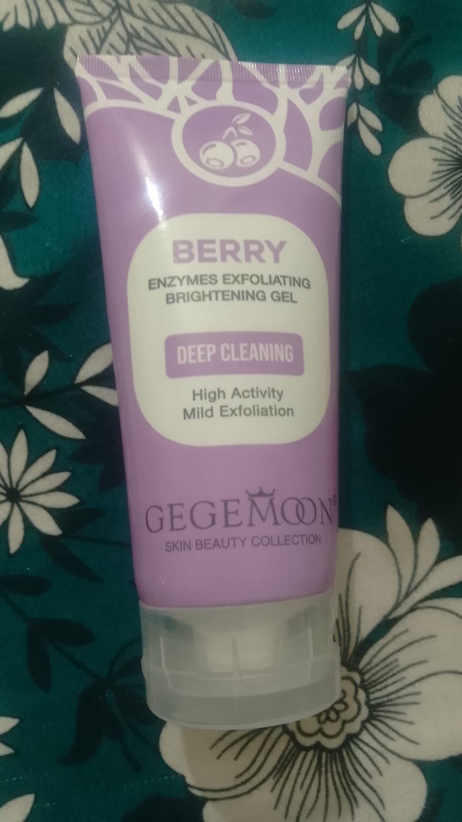 Gegemoon Exfoliating Gel
